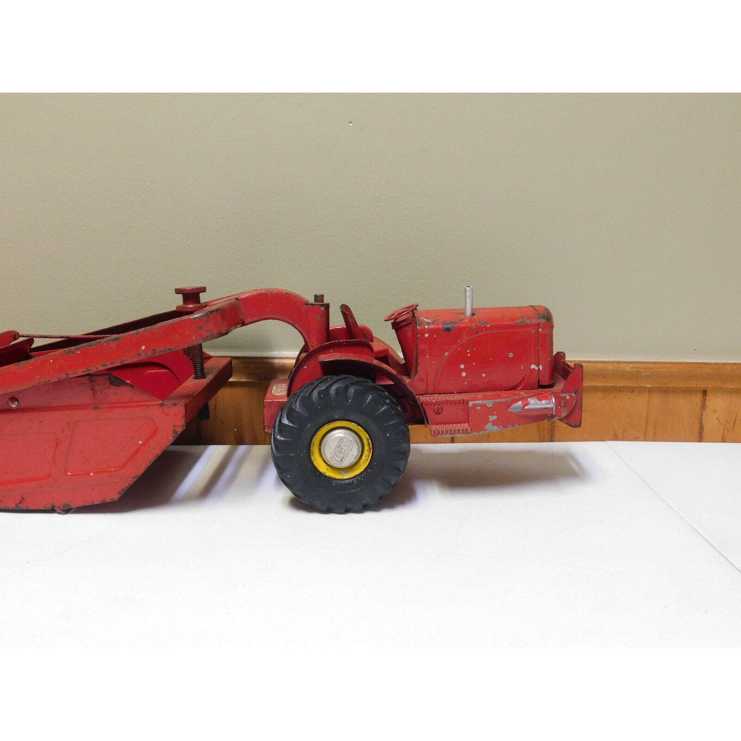 Vintage Red Heiliner Pressed Steel Earth Mover Scraper