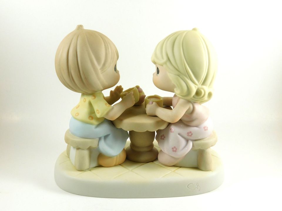 Precious Moments Sweet Is The Voice Of My Sister Enesco Figurine 640033