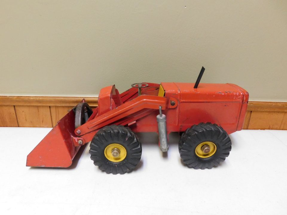 Vintage Red Nylint Power Loader Pressed Steel