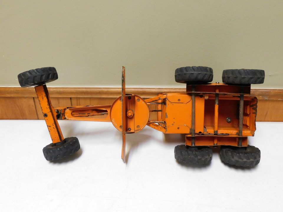 Vintage Orange Tonka Pressed Metal Road Grader