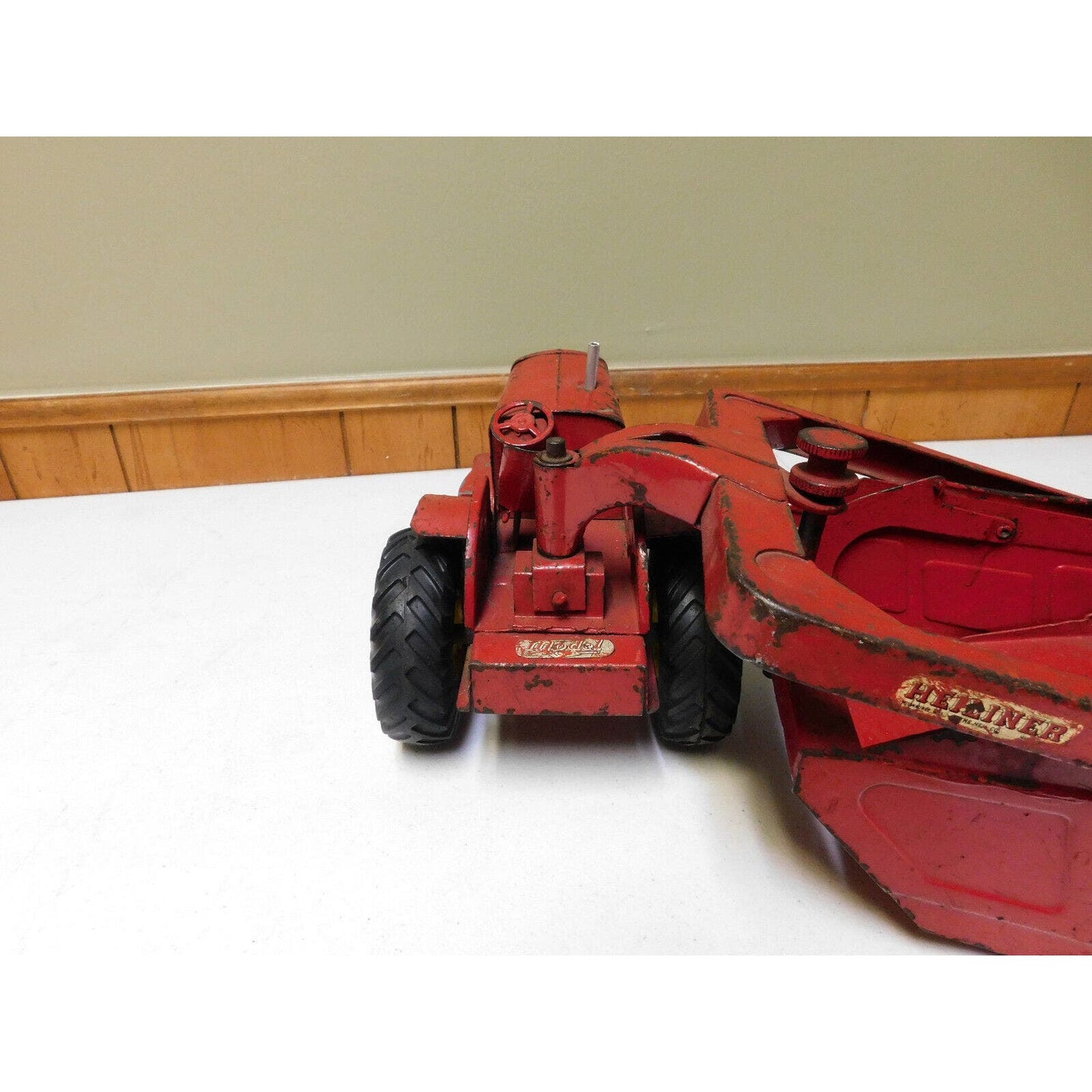 Vintage Red Heiliner Pressed Steel Earth Mover Scraper