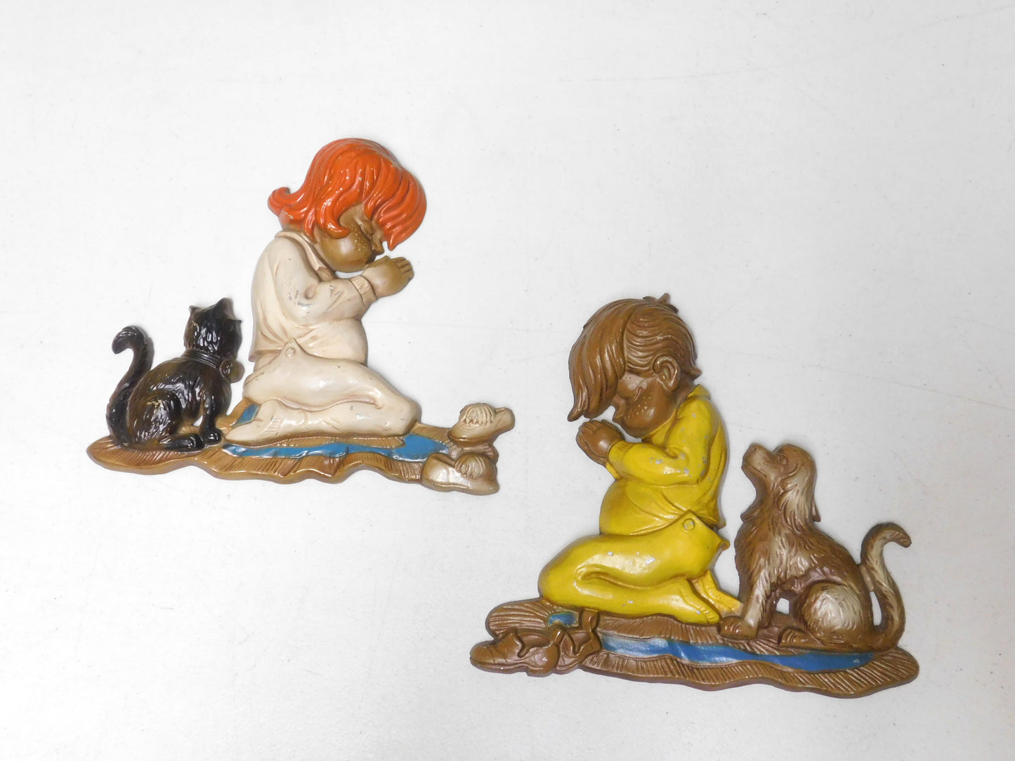 Set of Two Children Praying with Dog and Cat Sexton 1972 Metal Displays
