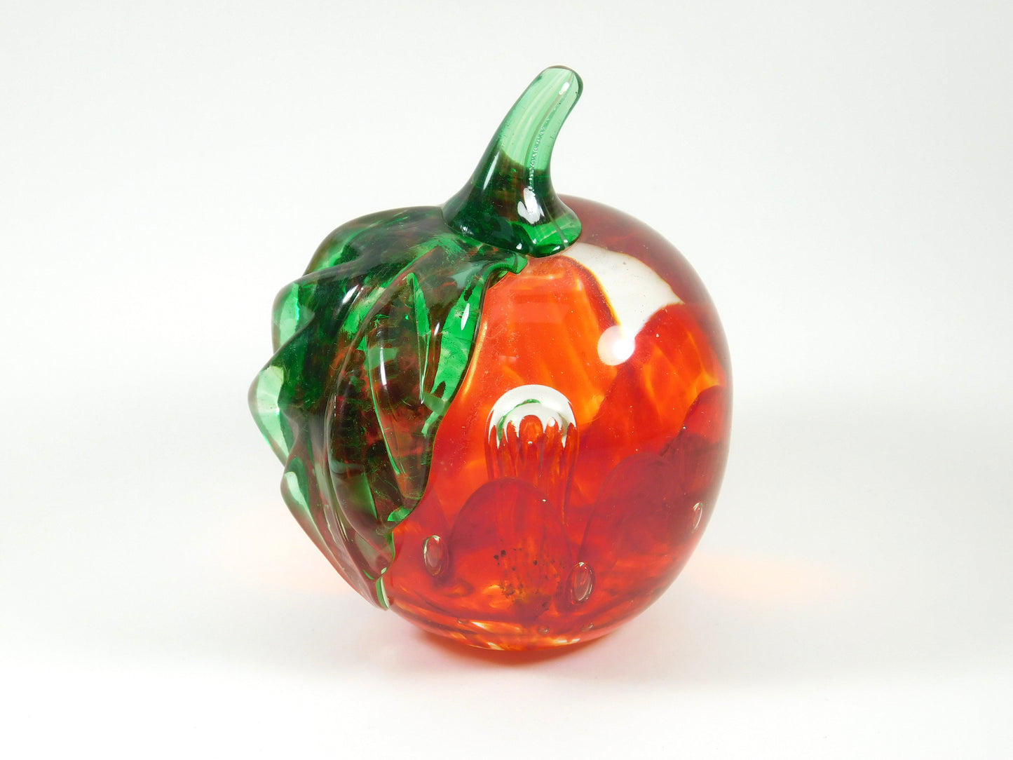 Vintage Maude and Bob 1977 St. Clair Red and Green Apple Paperweight