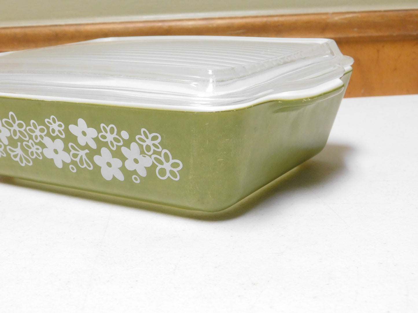 Set of 2 Pyrex Ovenware Dishes Green with White Flowers 0502/0503