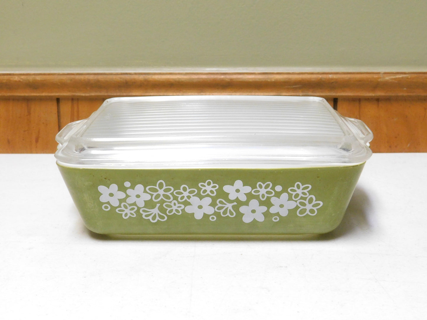 Set of 2 Pyrex Ovenware Dishes Green with White Flowers 0502/0503