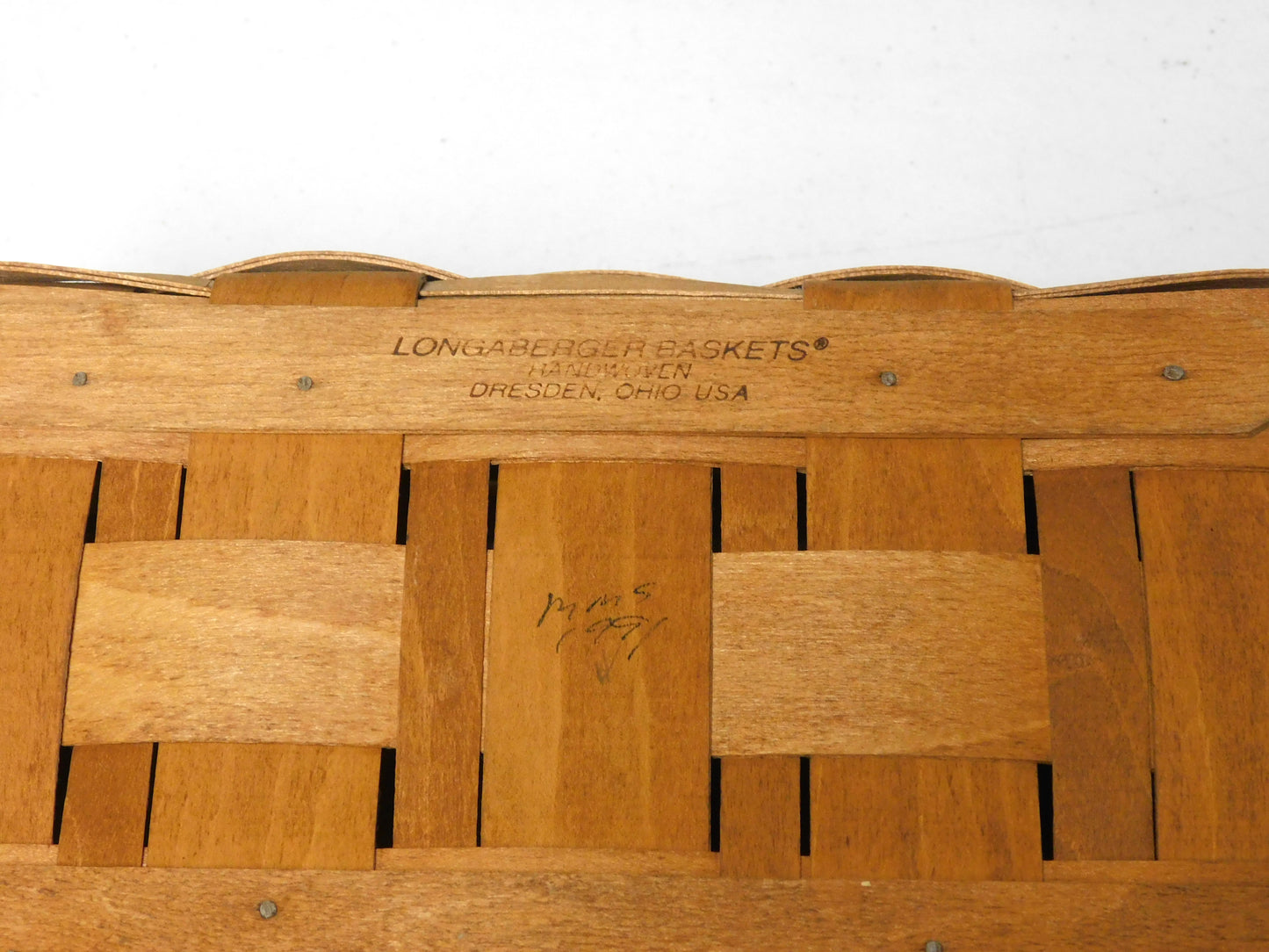 Vintage 1991 Longaburger Pie Basket with Riser