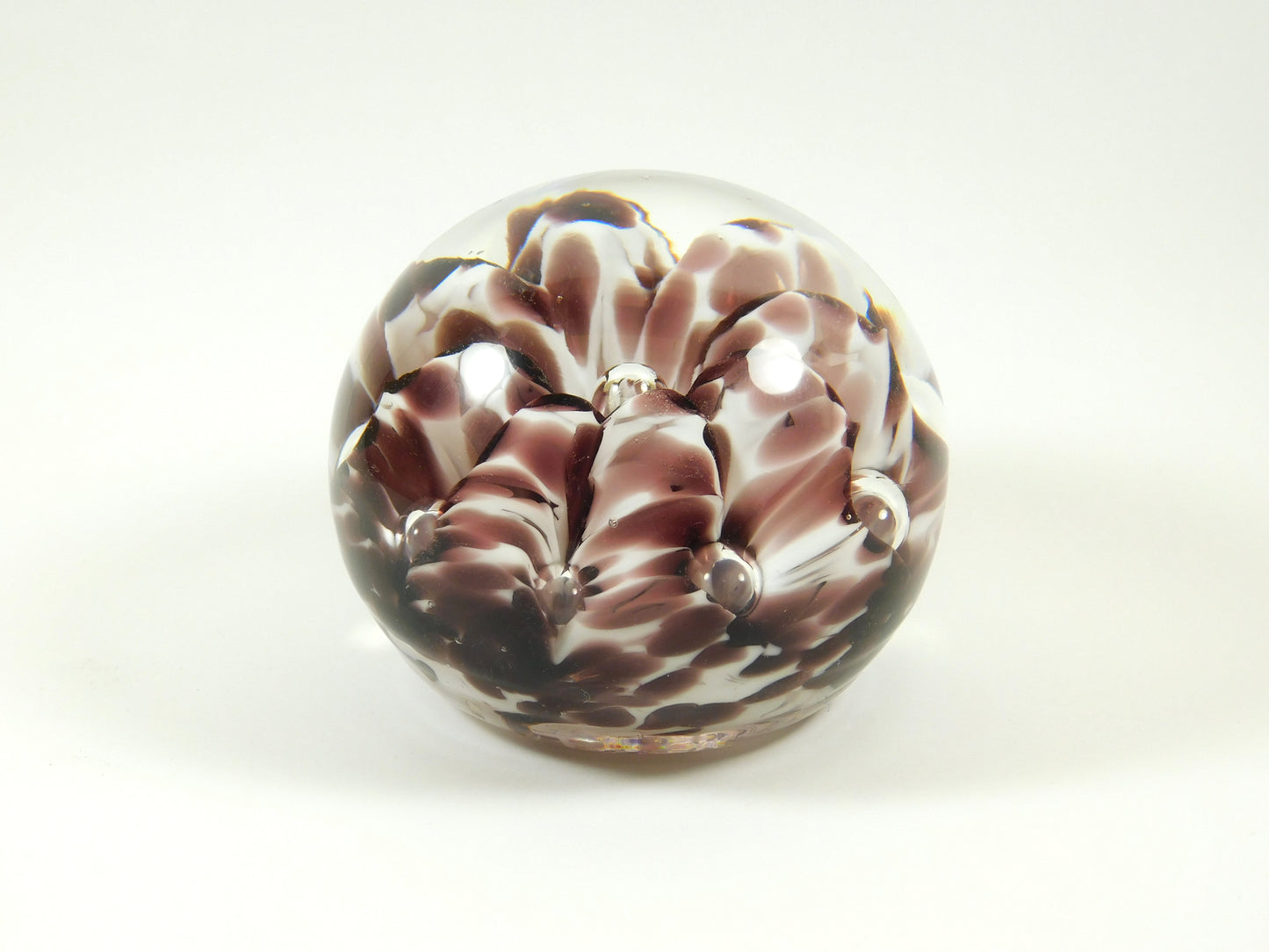 Vintage 1983 Maude and Bob St. Clair Paperweight
