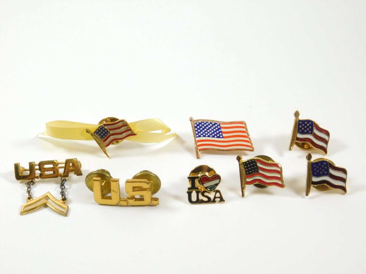 Lot of 8 Lapel Pins USA, American Flags Americana