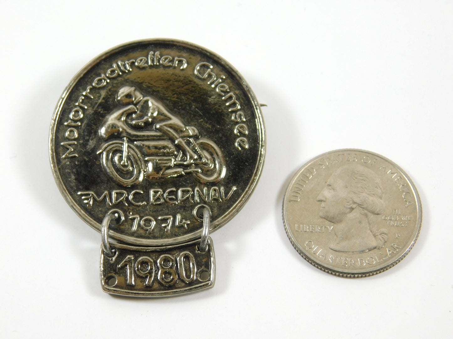 Vintage 1974/1980 Motorradtreffen Chiemsee MRC Bernav Motorcycle Pin Brooch