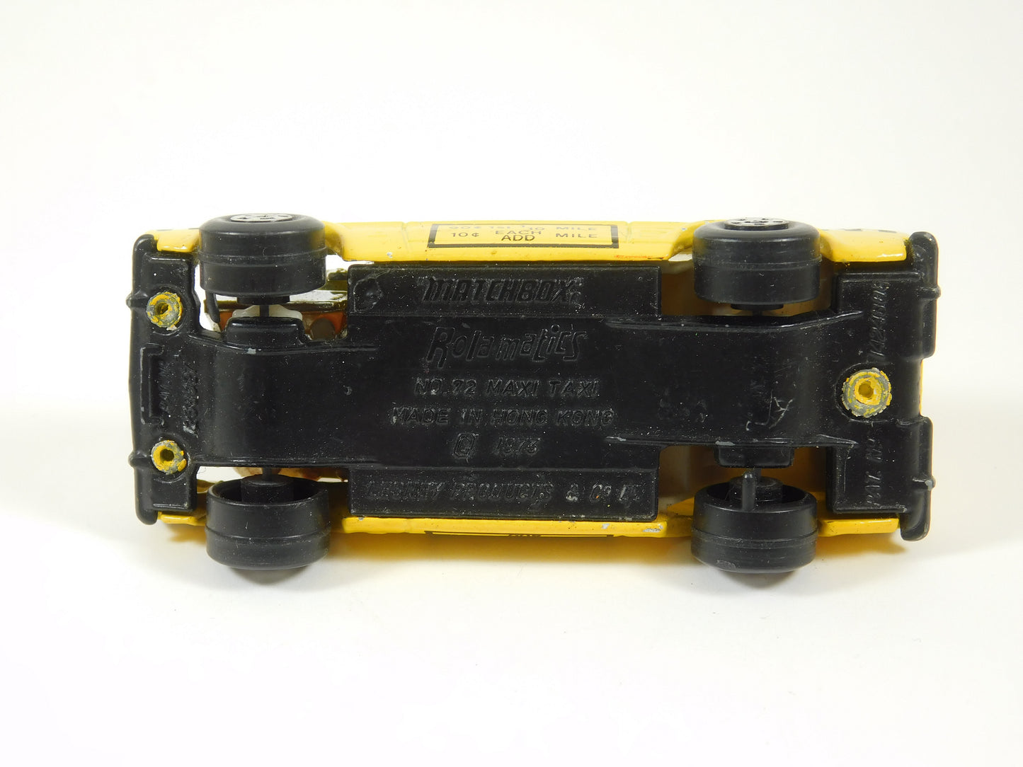 Vintage 1973 Matchbox Yellow Maxi Taxi Car