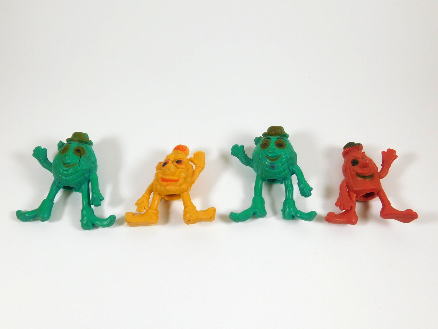 4 Vintage Munch Bunch Pencil Toppers