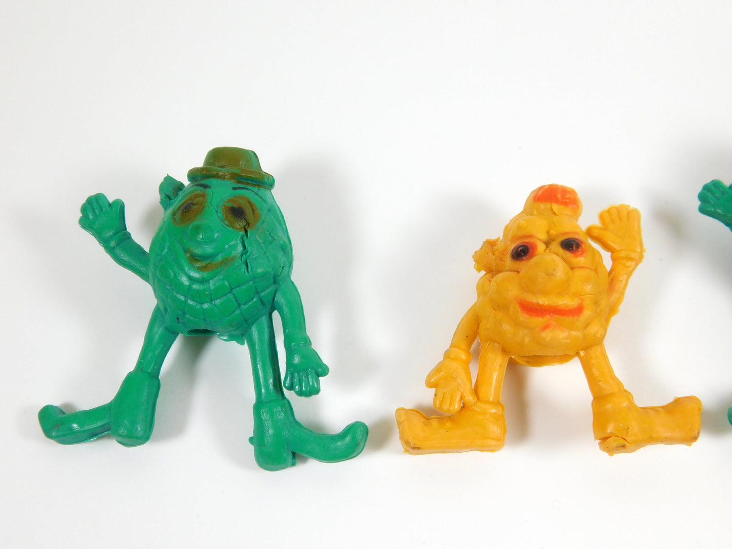 4 Vintage Munch Bunch Pencil Toppers