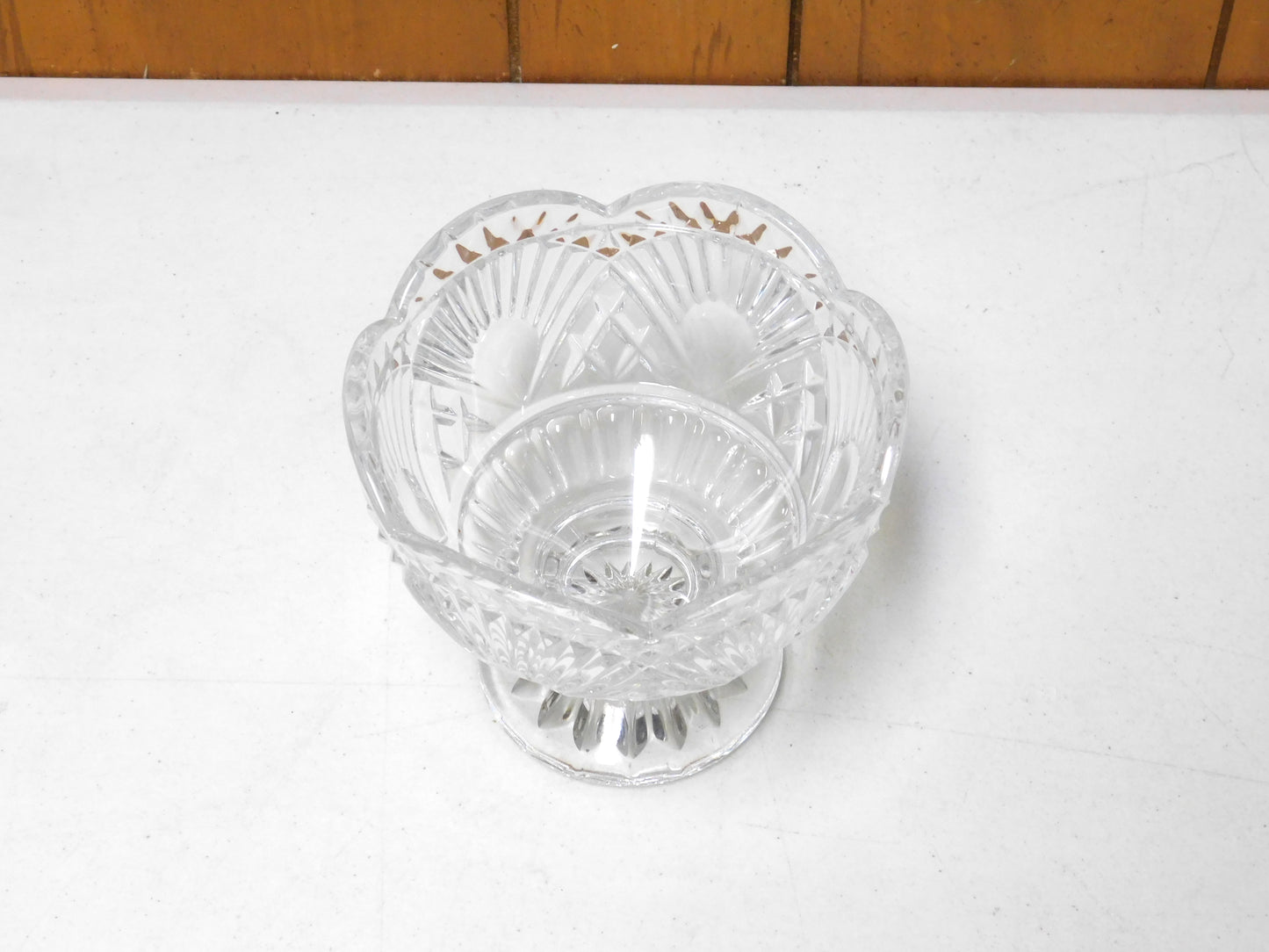 Shannon Crystal Designs of Ireland 24% Lead Crystal Covered Candy Dish with Lid