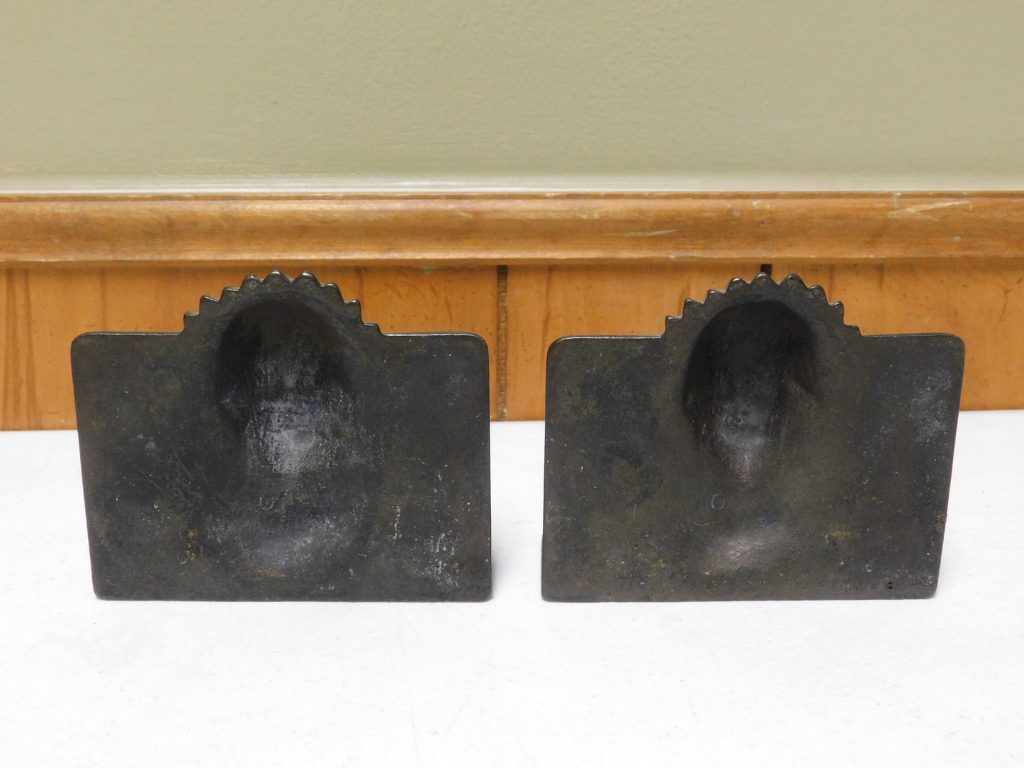 Vintage Native American Indian Chief Metal Bookends