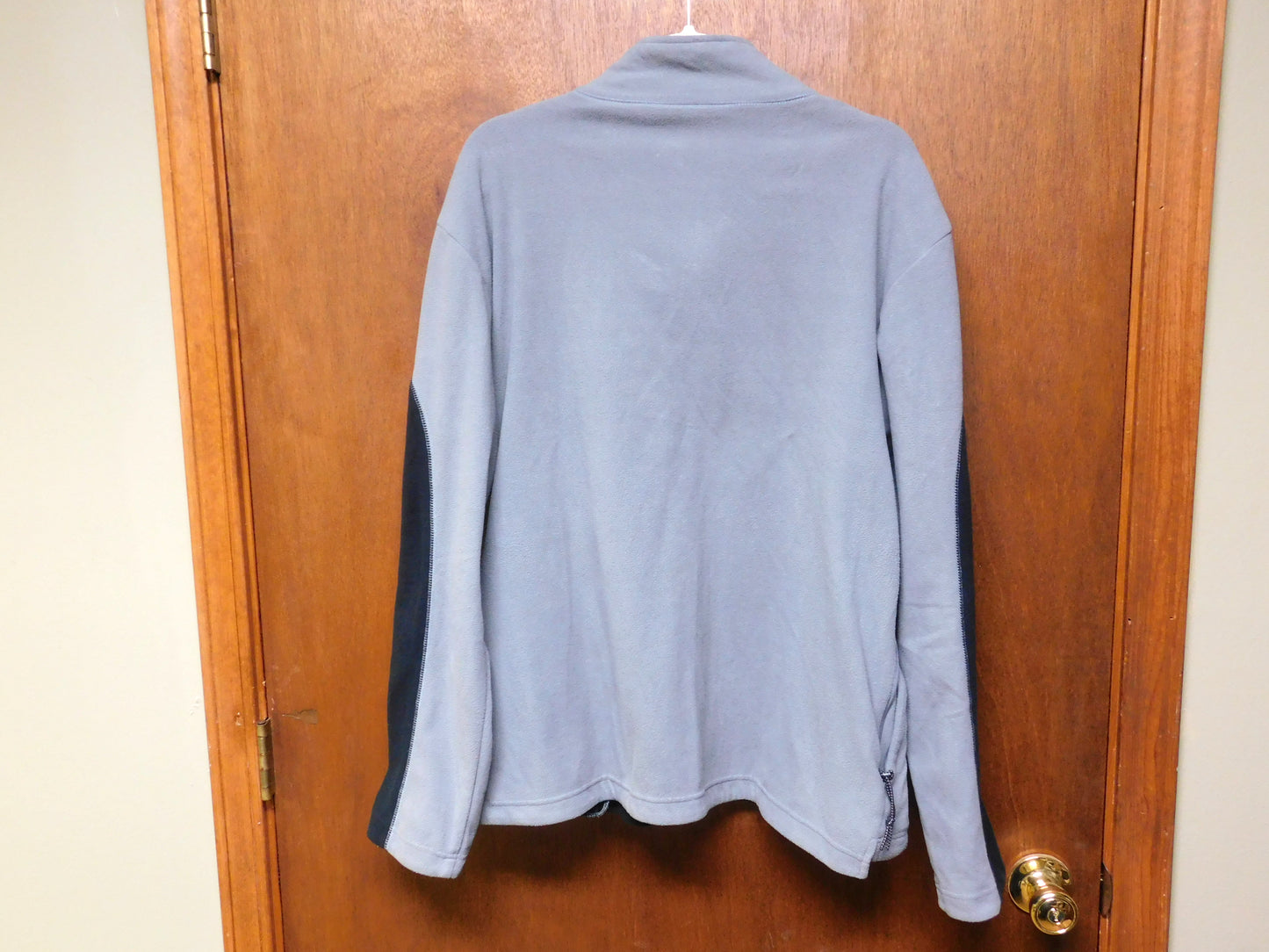 Gray and Black Tek Gear Jacket Size XL
