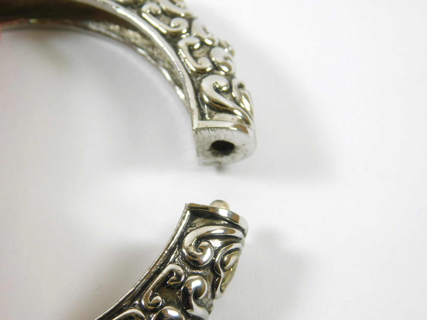 Vintage Silver Tone Swirl Bracelet