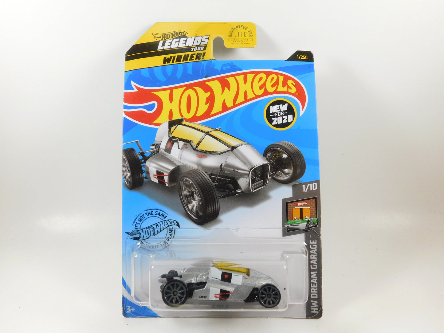 Hot Wheels 2 Jet Z HW Dream Garage #1 Legends Tour Winner