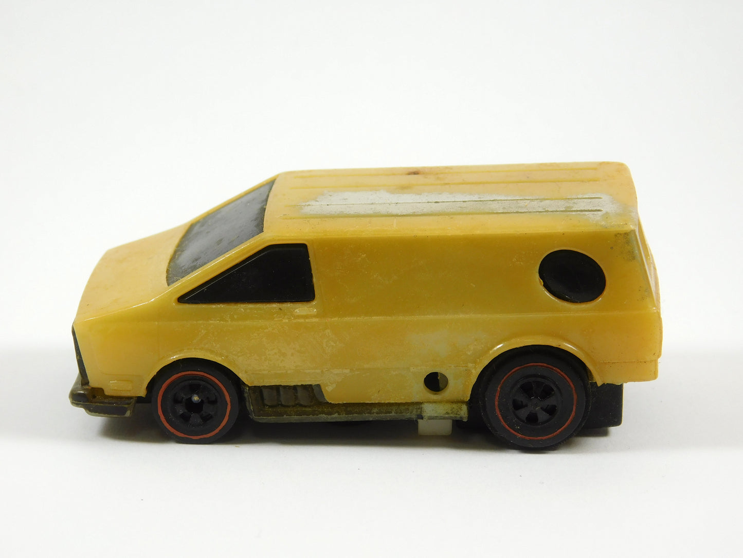 Vintage 1969 Hot Wheels Sizzlers Van Redline Untested For Parts or Repair