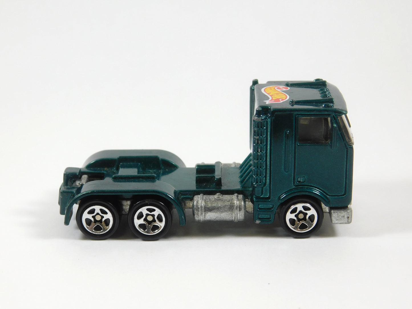 Vintage 1986 Hot Wheels Green Semi Cab Truck