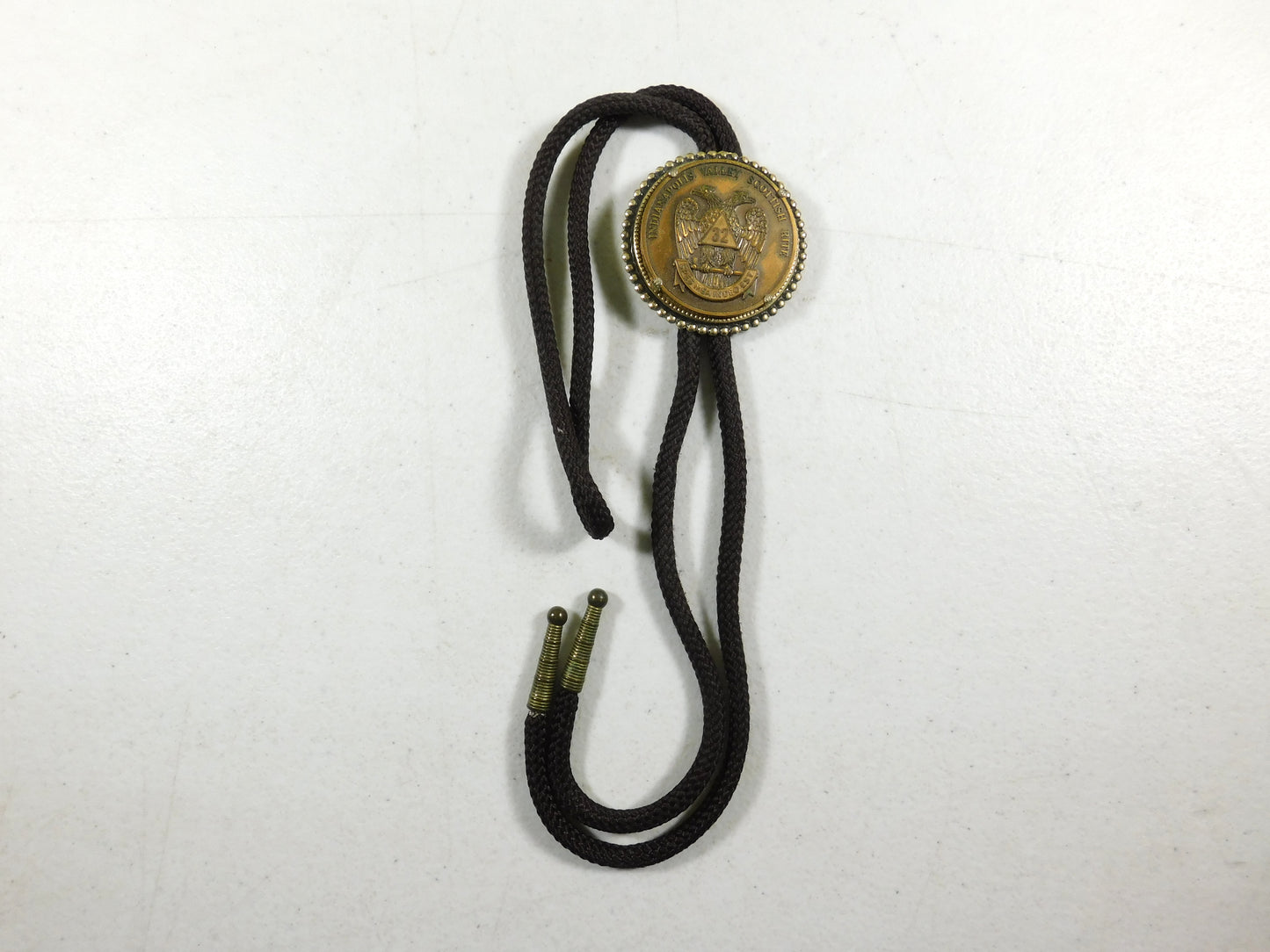 Vintage Indianapolis Valley Scottish Rite Medallion Coin Token Bolo Tie