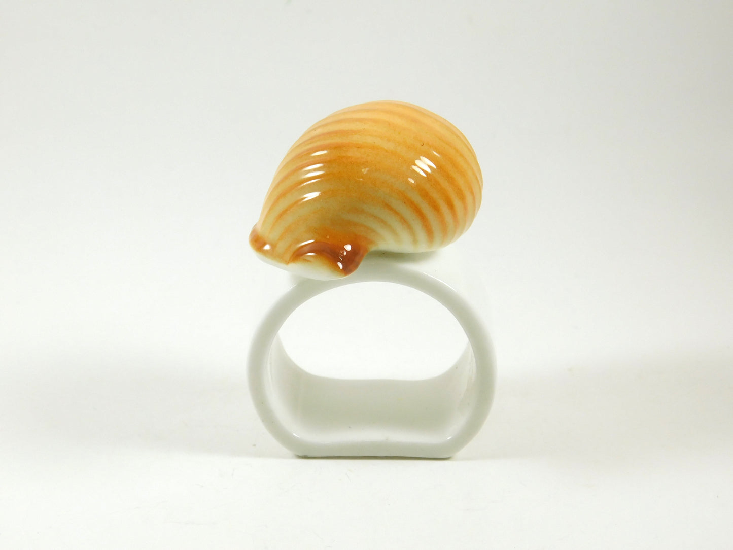 Set of 6 Audrey Seashell Napkin Holders Rings