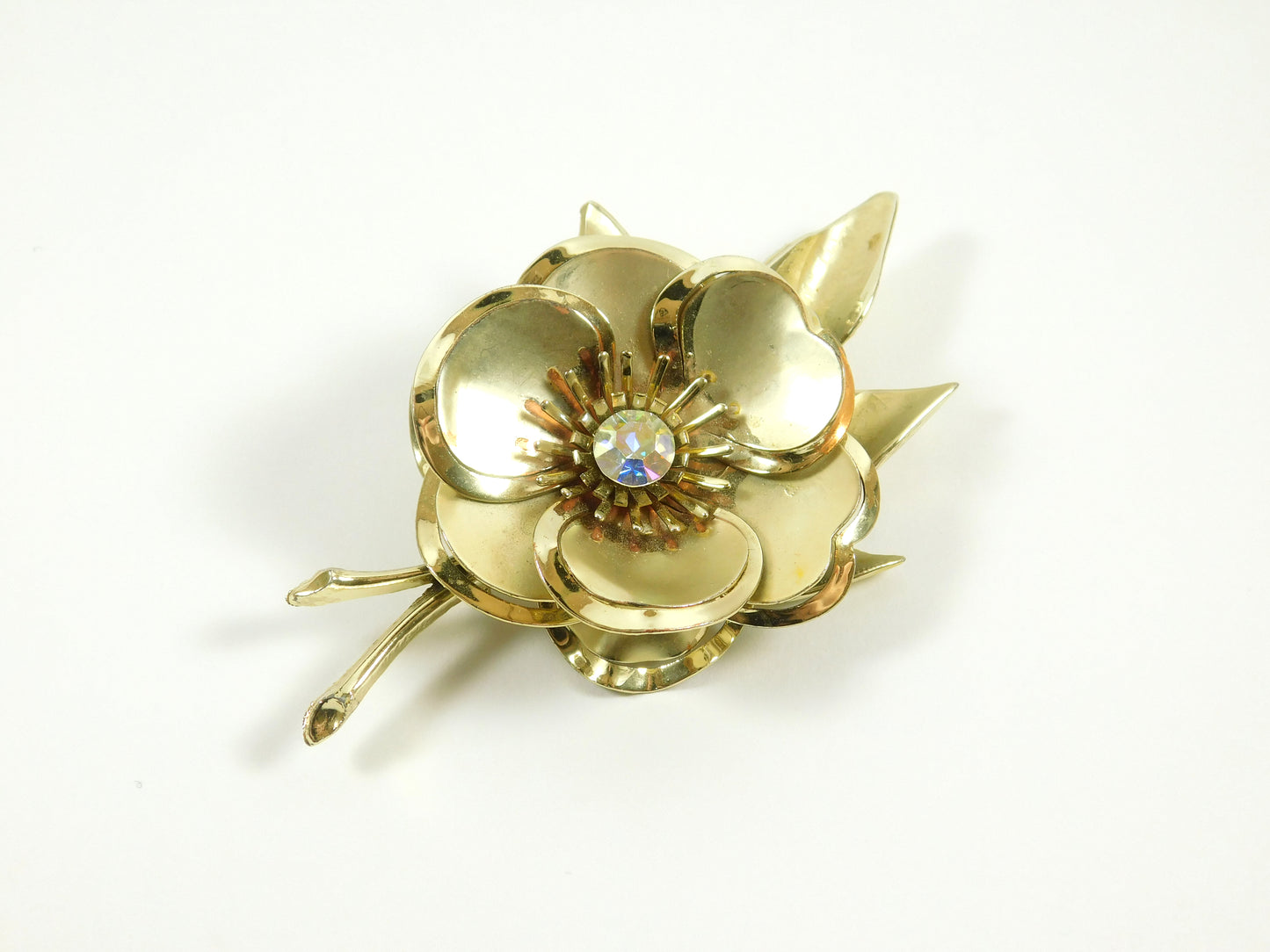 Vintage Gold Tone Flower Brooch Lapel Pin