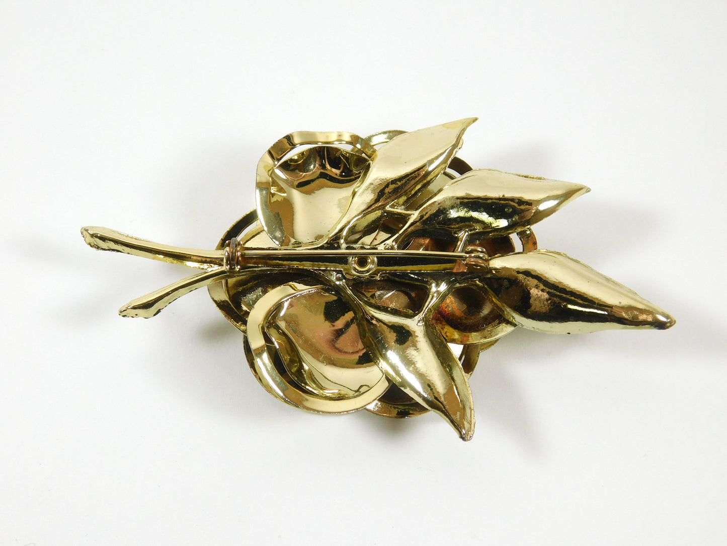 Vintage Gold Tone Flower Brooch Lapel Pin