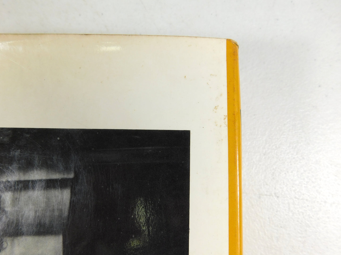 1975 Vesco by Robert A. Hutchison (Hardcover)