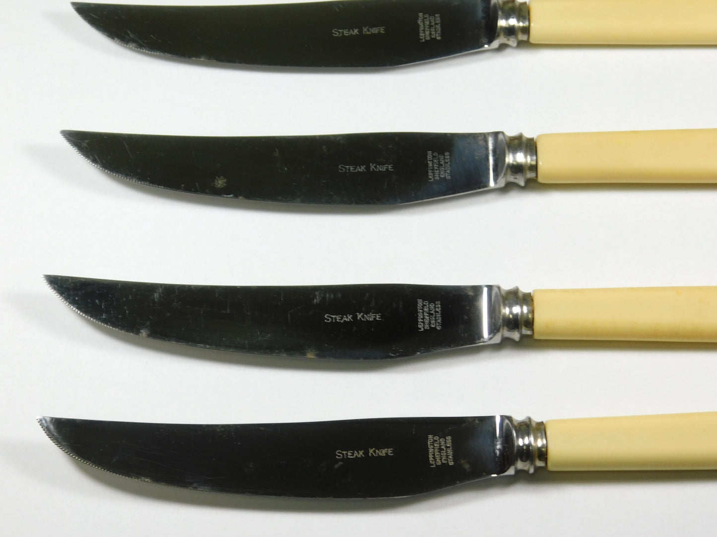 6 Vintage Sheffield Saw-Tooth Serrated Steak Knives with Box