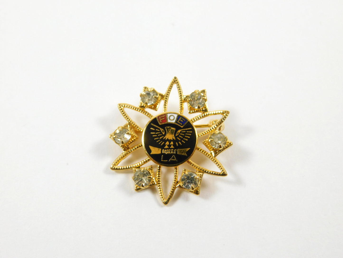 Vintage Gold Tone FOE Fraternity Order of Eagles LA Pin