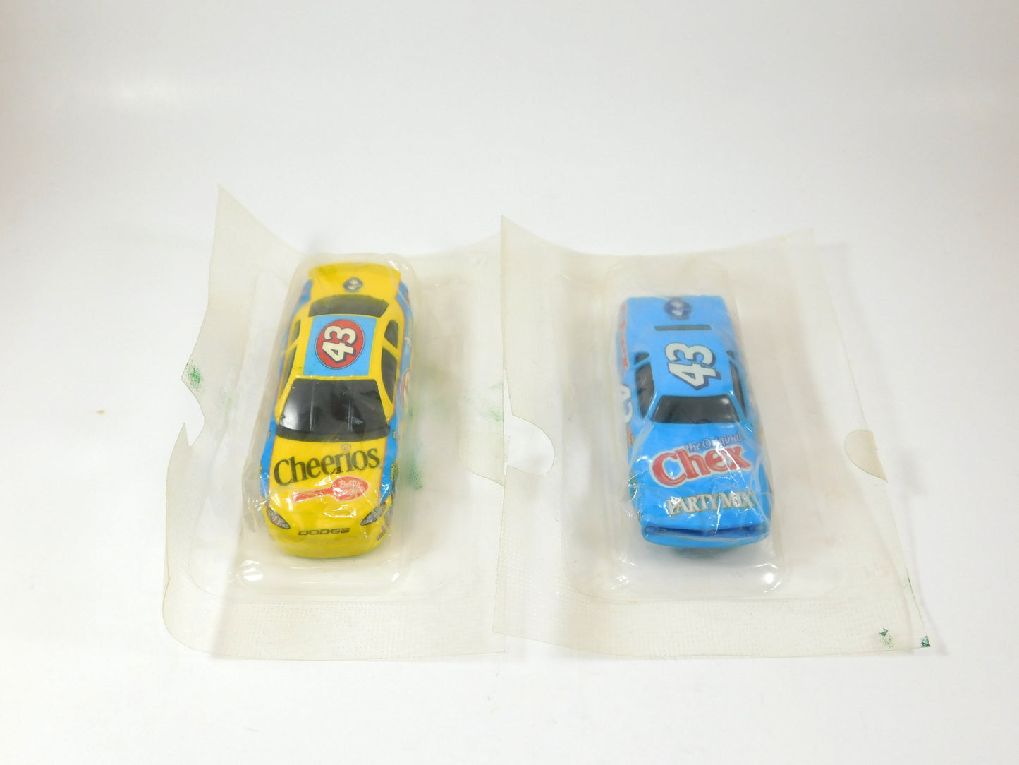 2 Hot Wheels Cereal Cars Chex Party Mix and Cheerios
