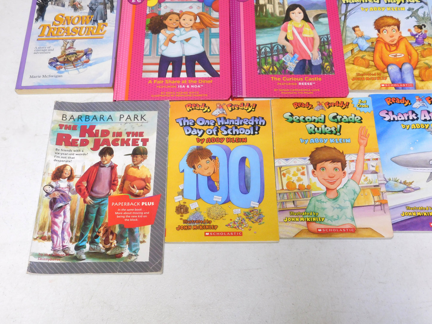 20 Kids Chapter Books Ready Freddy!, Monster High Ghoulfriends, Minecraft
