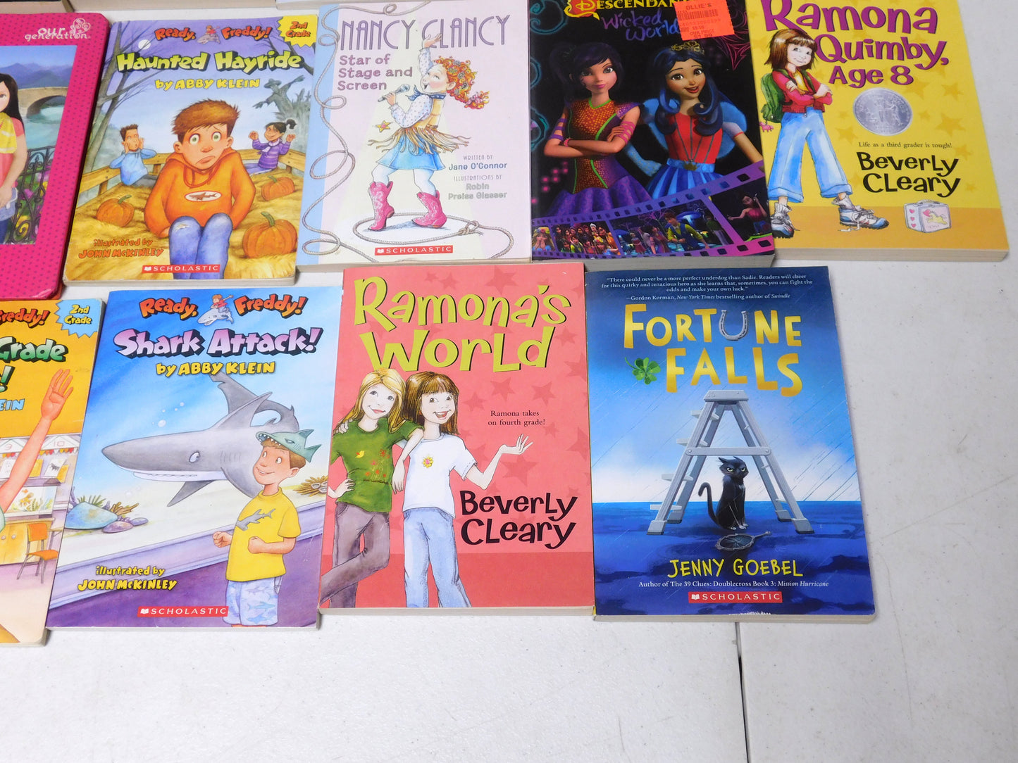 20 Kids Chapter Books Ready Freddy!, Monster High Ghoulfriends, Minecraft