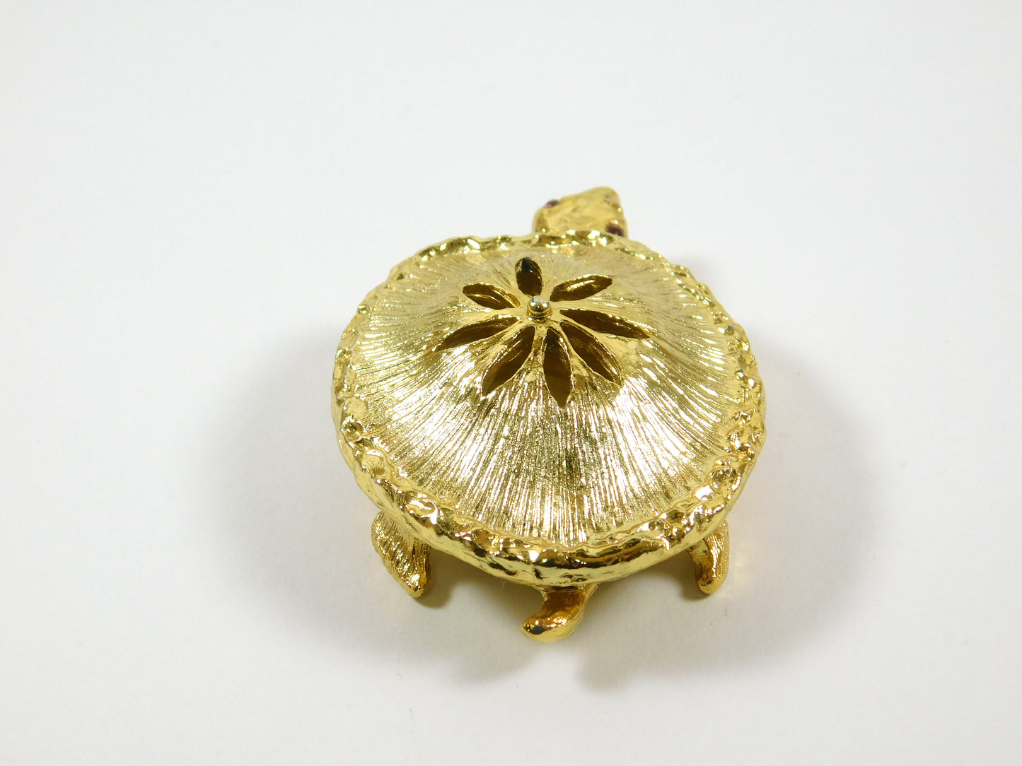 Vintage Textured Gold Tone Metal Turtle Trinket Ring Earring Holder