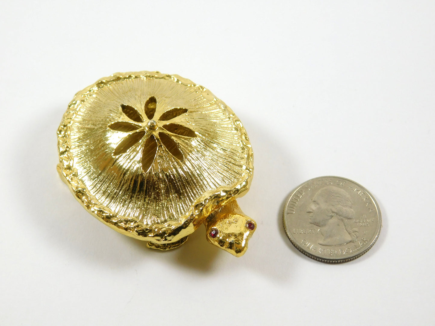 Vintage Textured Gold Tone Metal Turtle Trinket Ring Earring Holder