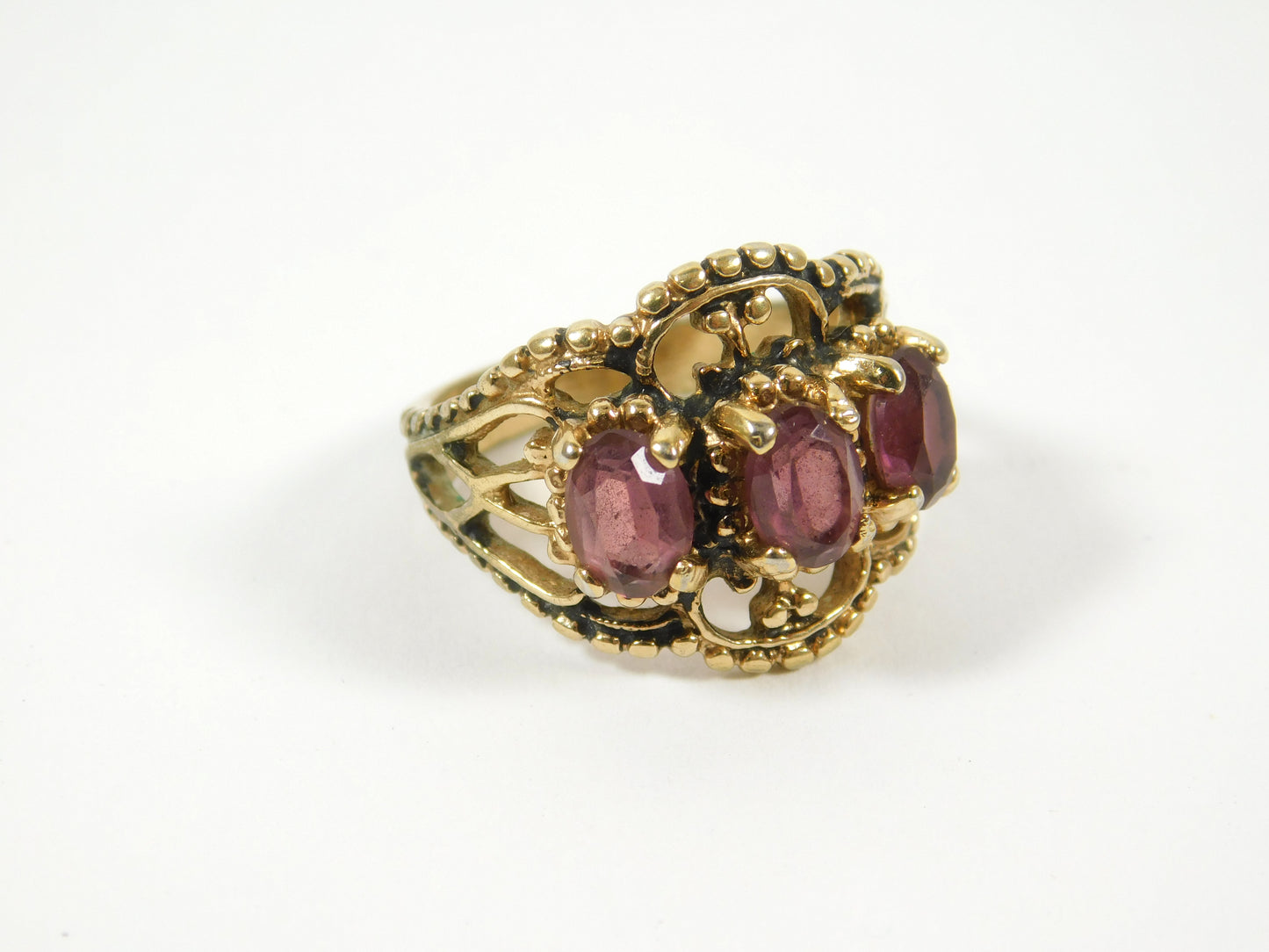 18k HGE Purple Gem Cocktail Ring Size 7.75