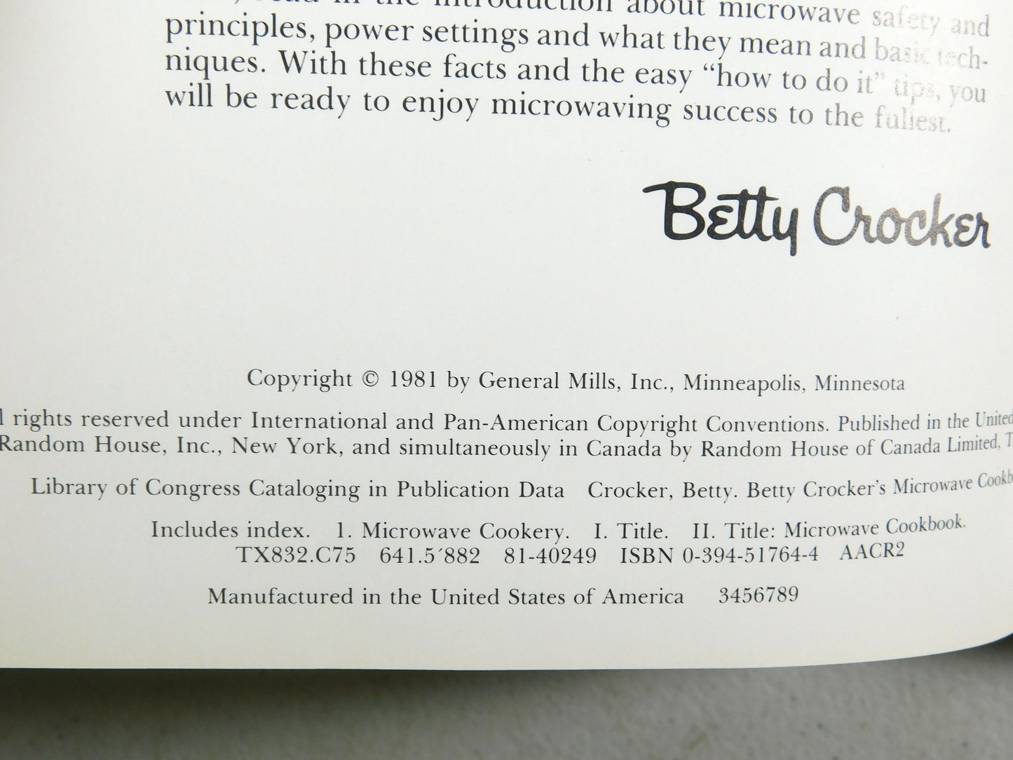 Vintage 1981 Betty Crocker's Microwave Cookbook
