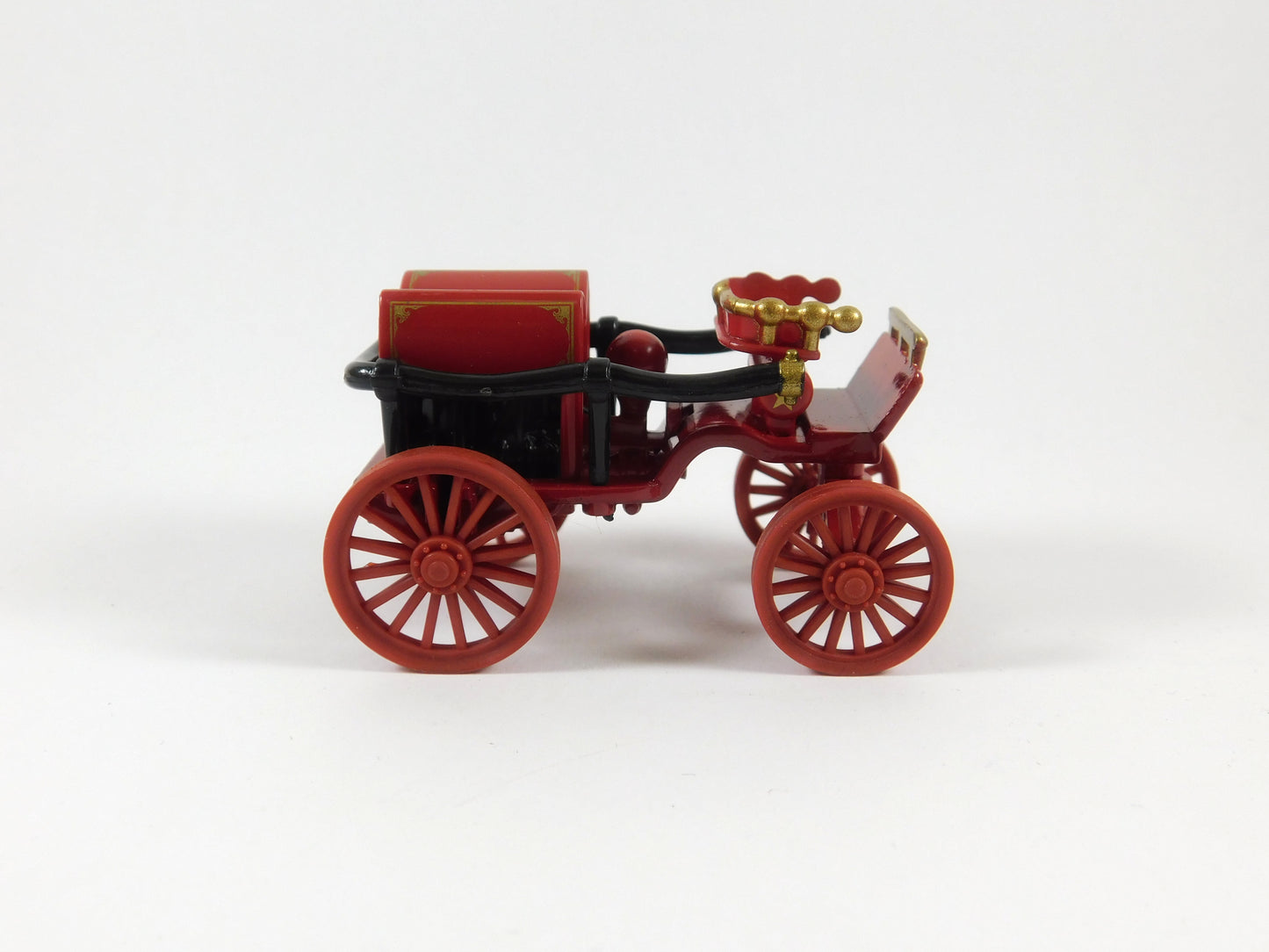The Reader's Digest Horse Drawn Pumper Toy Car