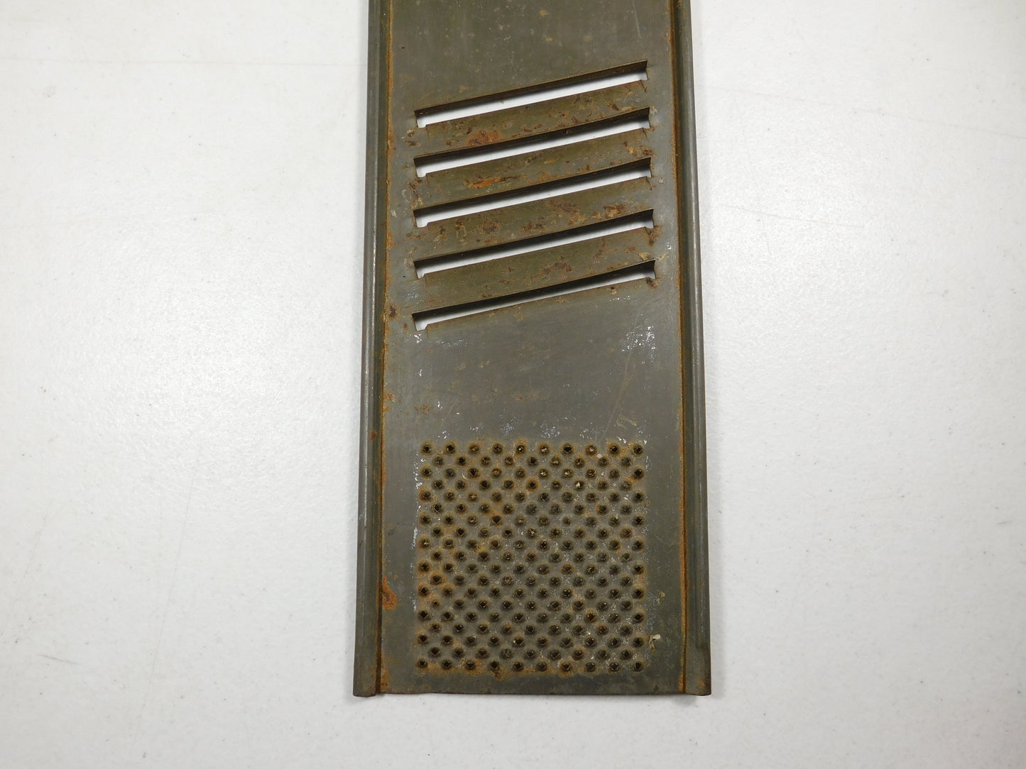Vintage Bluffton Metal Rapid Slaw and Vegetable Cutter