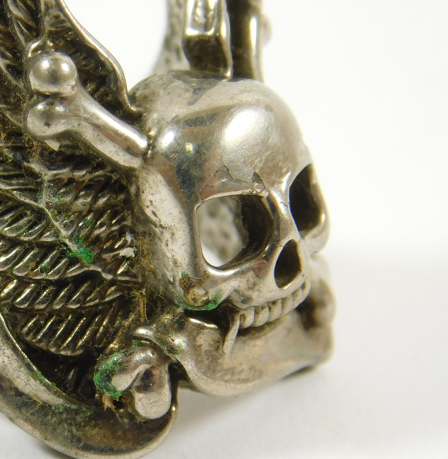 Vintage 1986 G&S Metal Skull and Crossbones with Wings Ring