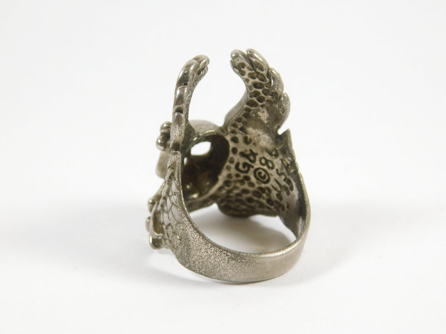 Vintage 1986 G&S Metal Skull and Crossbones with Wings Ring