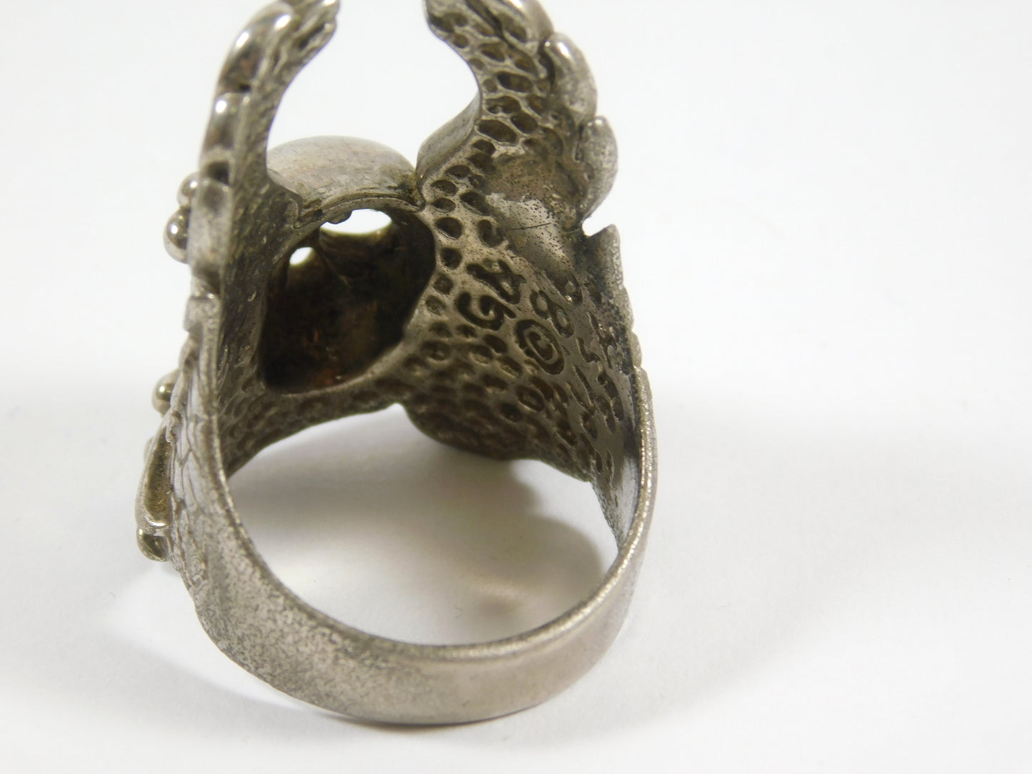 Vintage 1986 G&S Metal Skull and Crossbones with Wings Ring