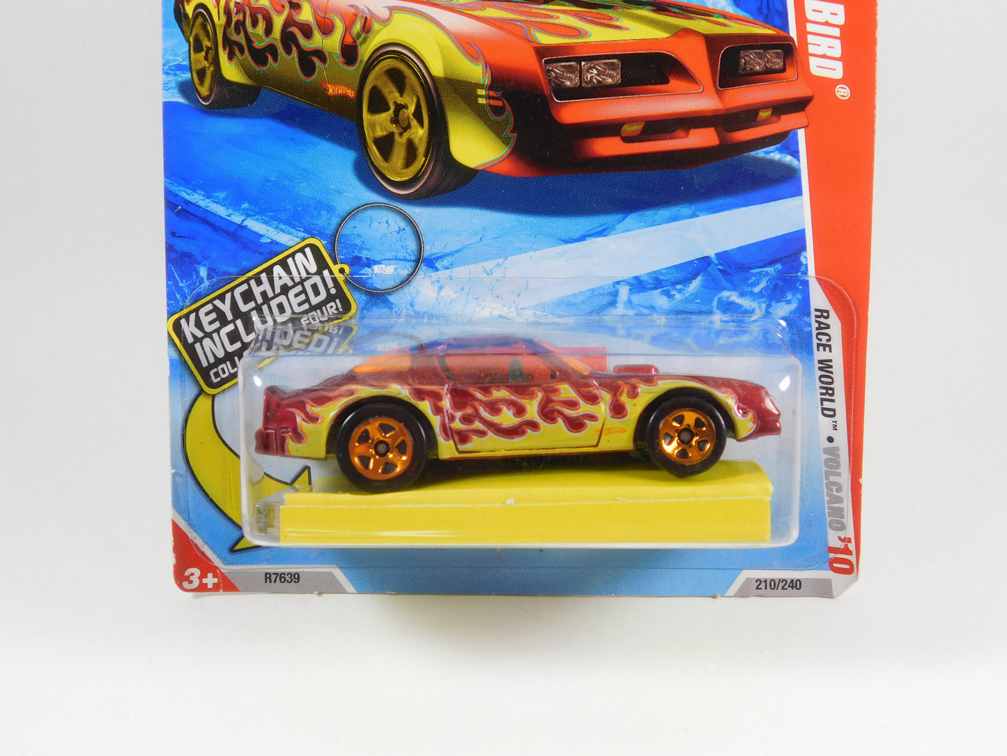 Hot Wheels Hot Bird Race World Volcano '10 Keys to Speed keychain Included