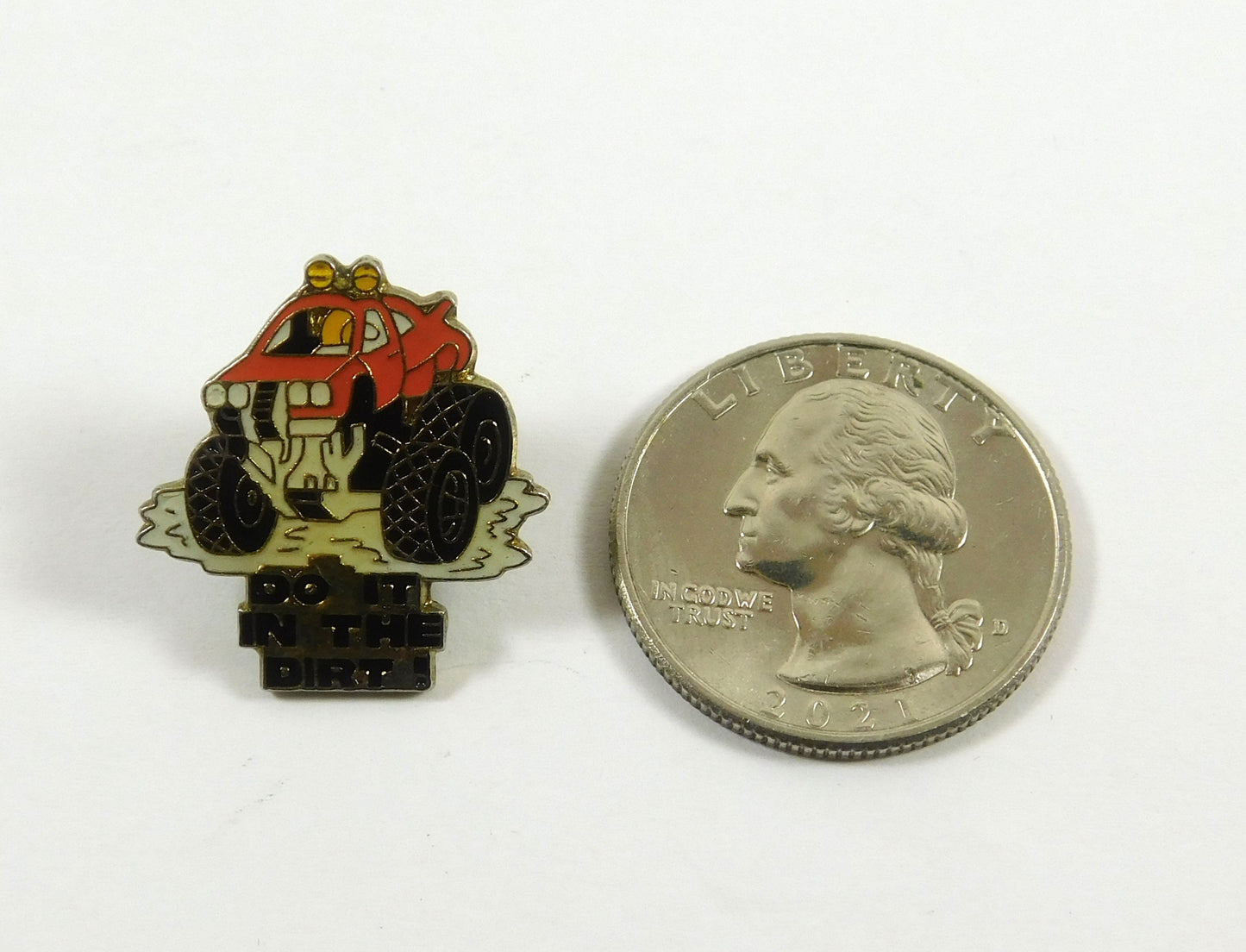 Vintage "Do It In The Dirt!" Red Truck Lapel Pin Button