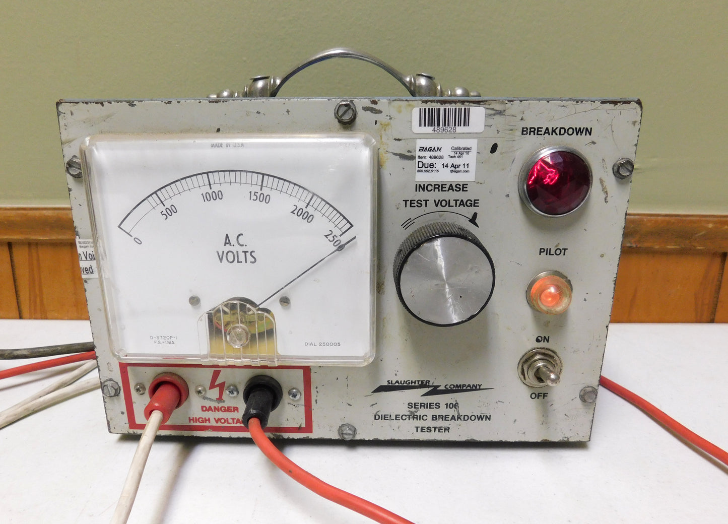 Vintage Slaughter Company Series 106-2.5W Dielectric Breakdown Tester Untested