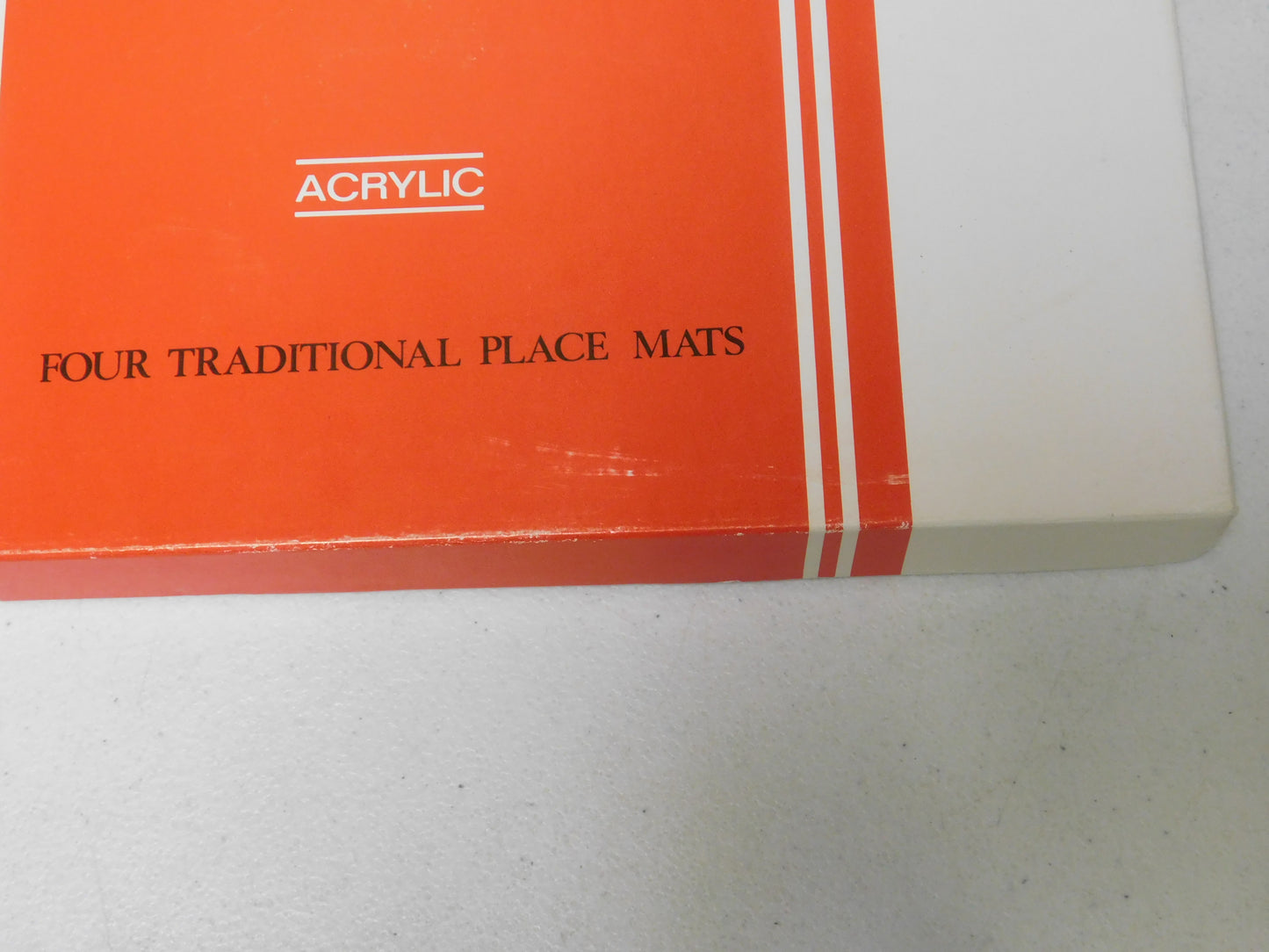 Set of Four Pimpernel Acrylic Traditional Place Mats "English Inns"