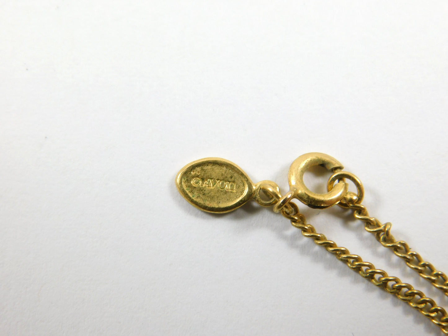 Vintage Avon Gold Tone Purple Gem Necklace