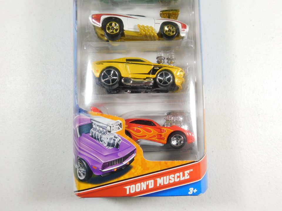 Hot Wheels Toon'd Muscle Gift Pack