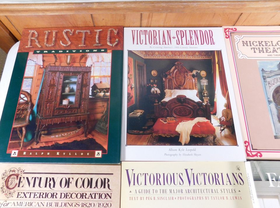 8 Books - Rustic Traditions, Victorian, Nickelodeon, Family Houses by the Sea