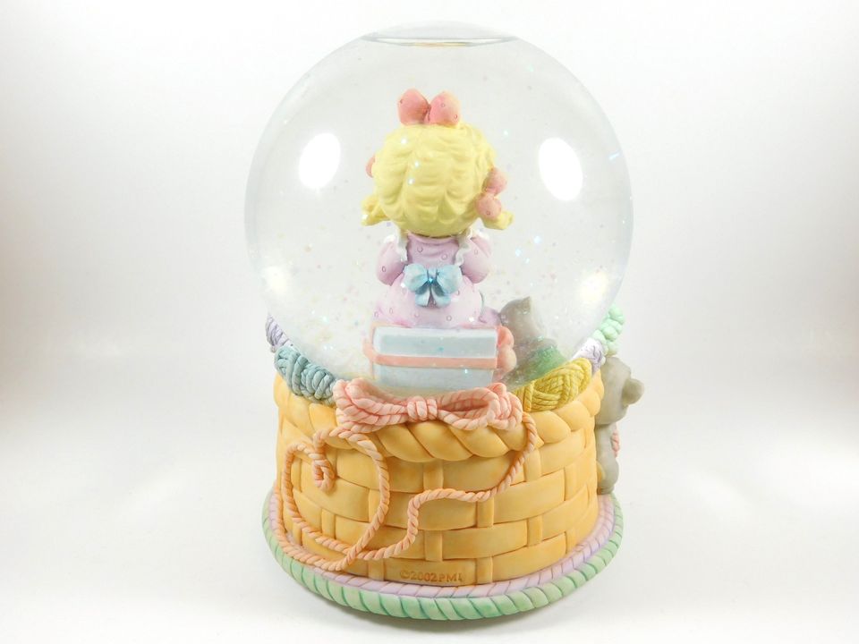 Precious Moments My Love Will Keep You Warm Snow Globe Fur Elise Enesco